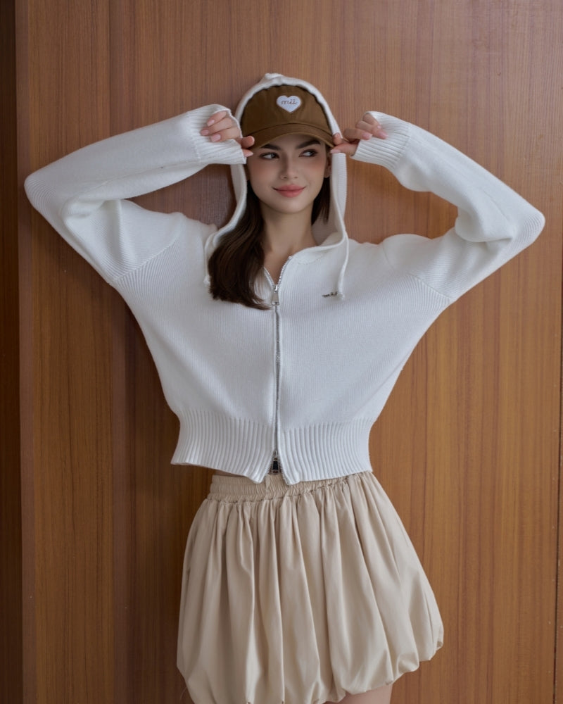 KNITWEAR