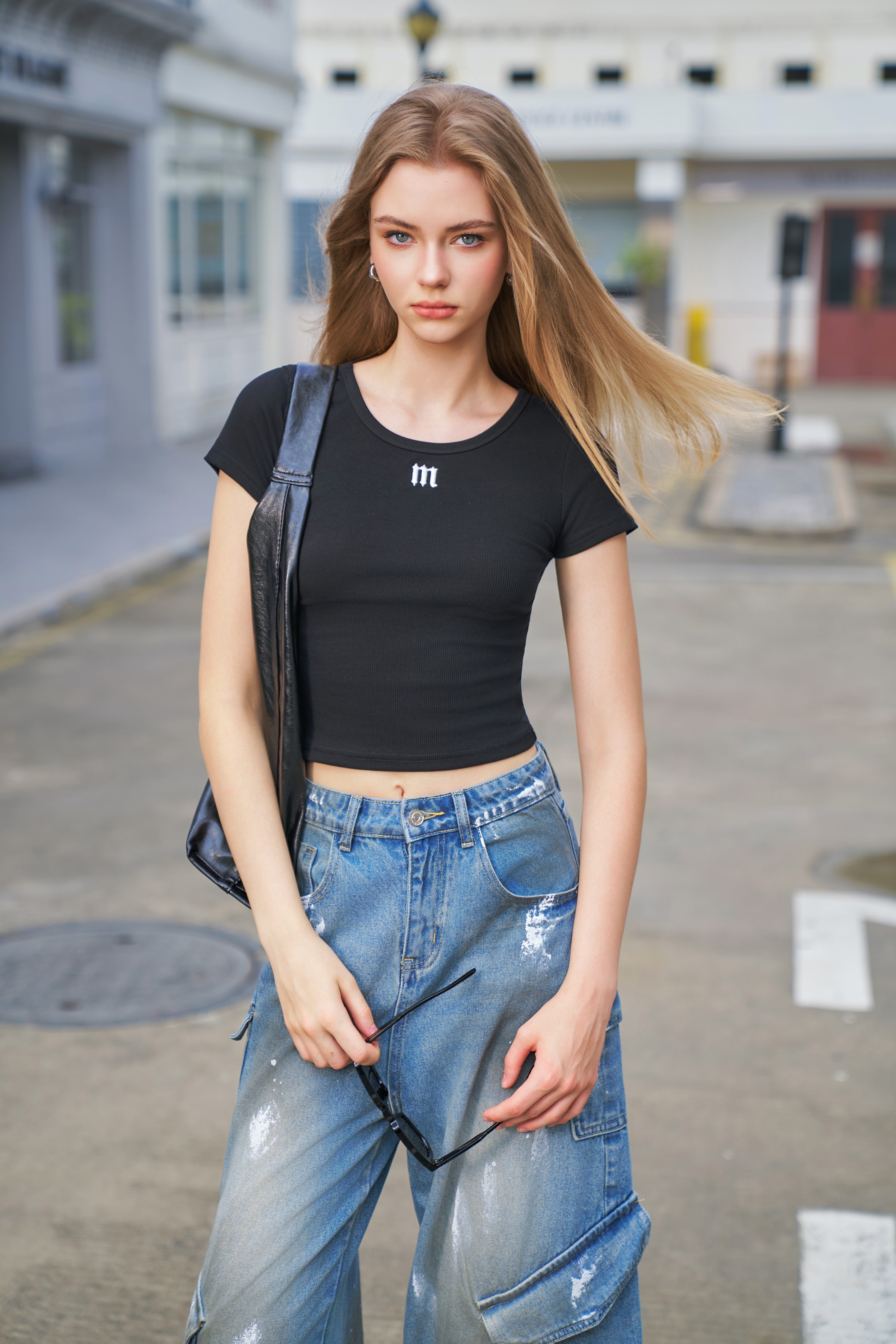 BLACK LABEL SIGNATURE TEE