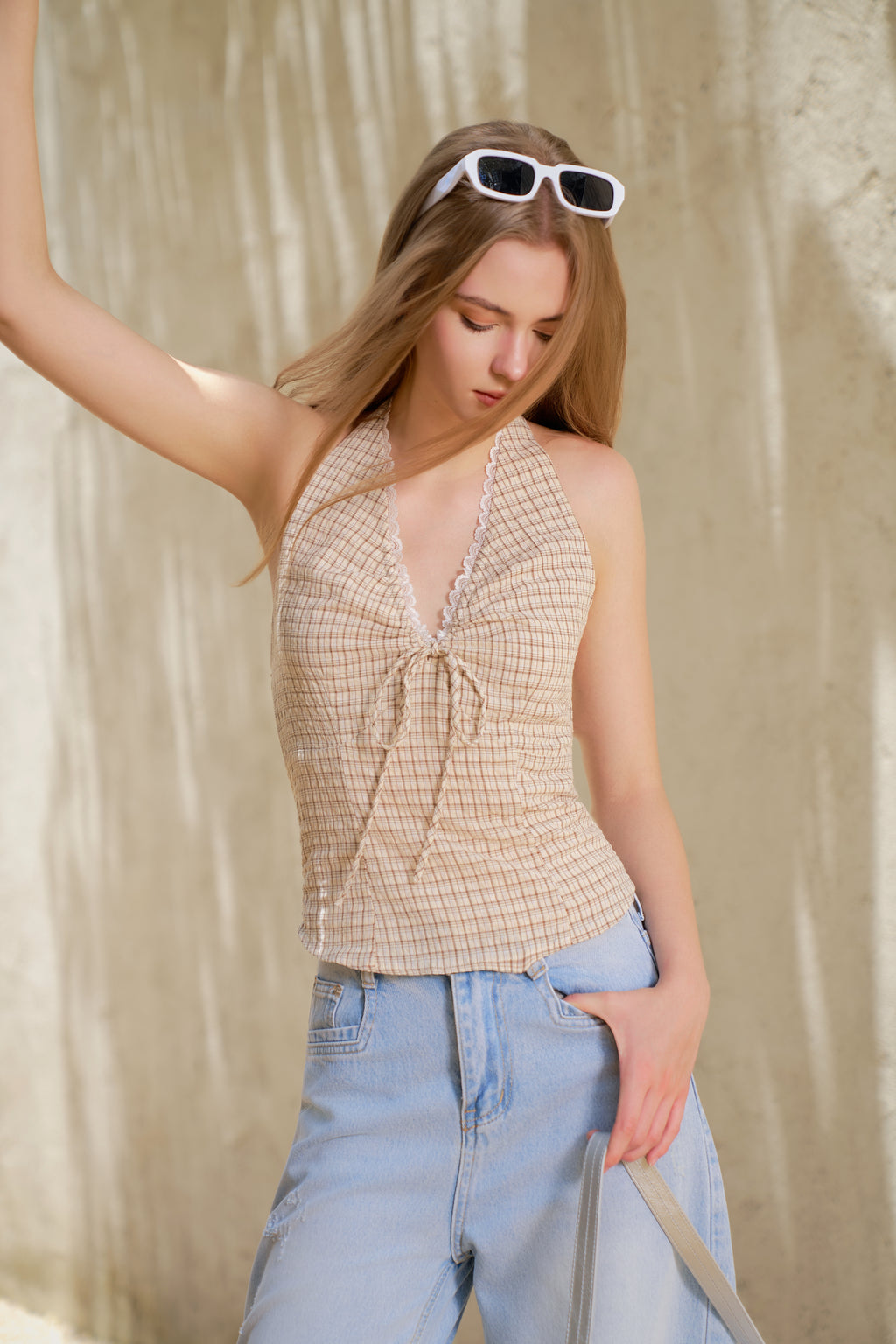 PICNIC HALTER TOP