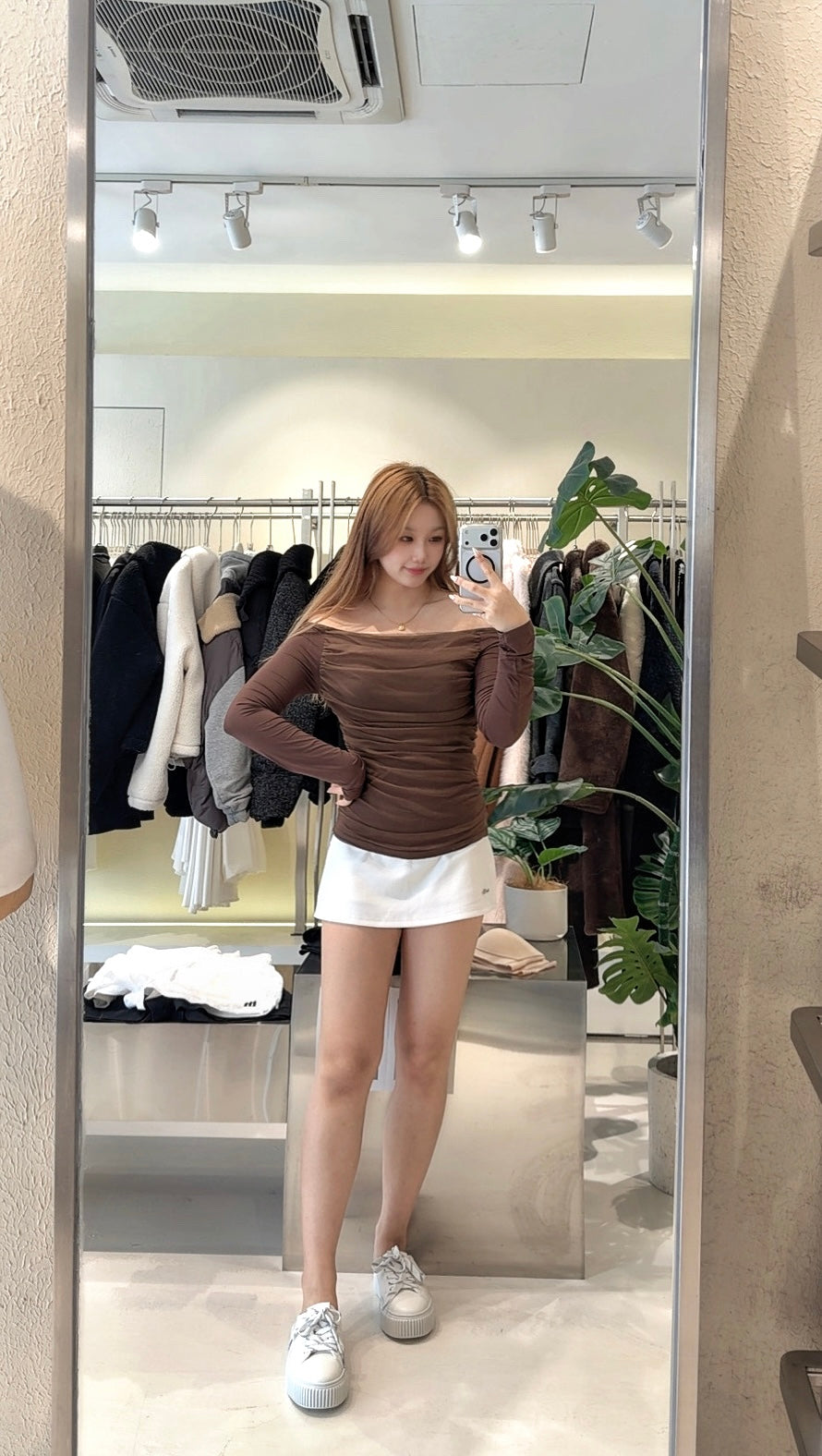 VEIL OFF SHOULDER TOP
