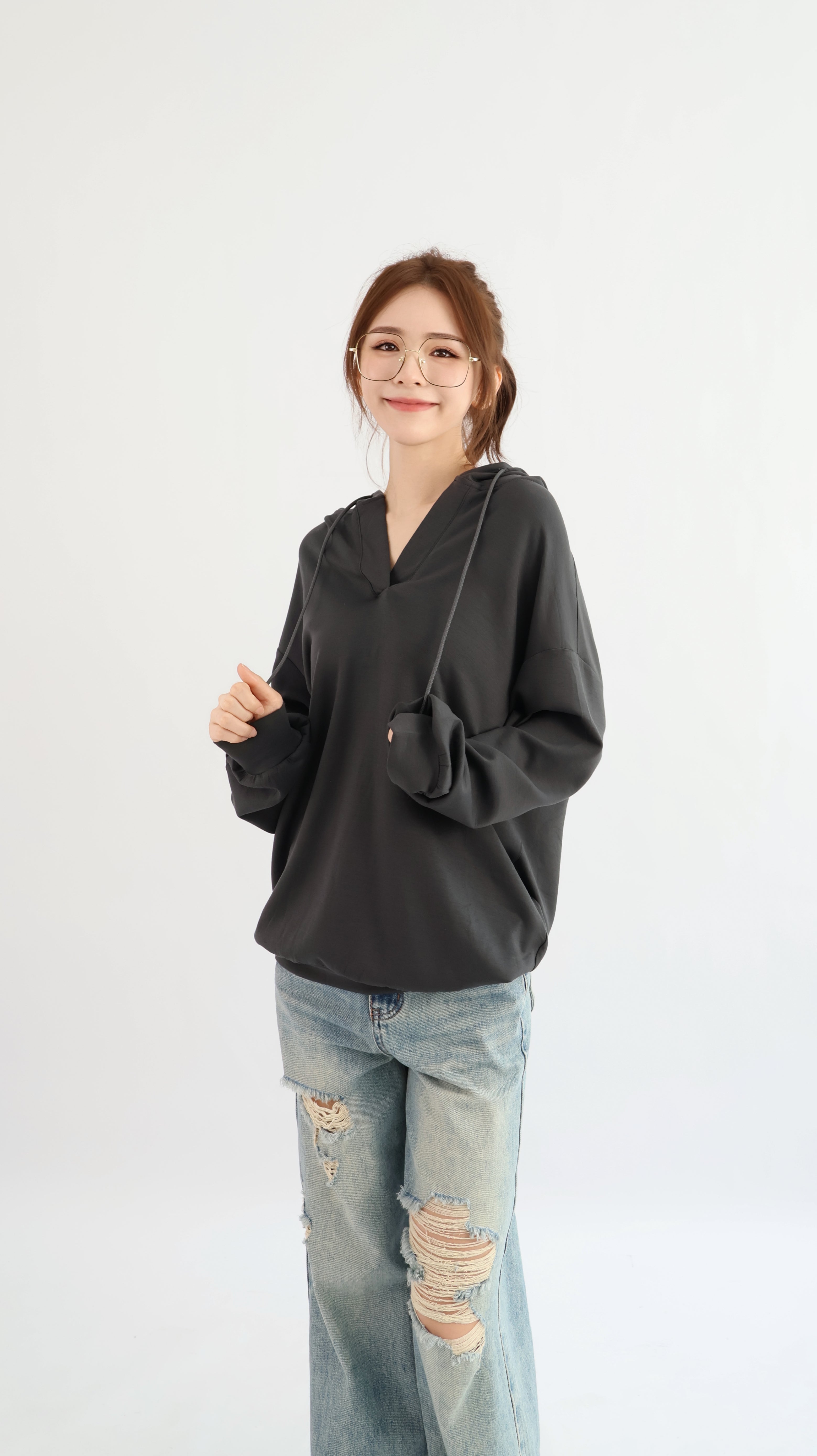 HOODED SWEATER