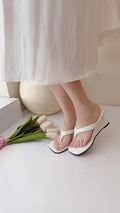 SLEEK FLIP HEELS