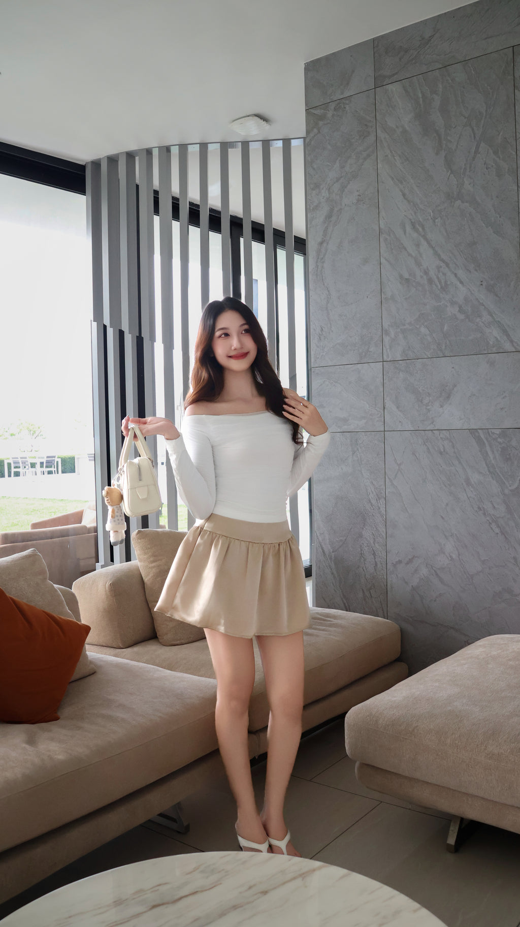 VEIL OFF SHOULDER TOP