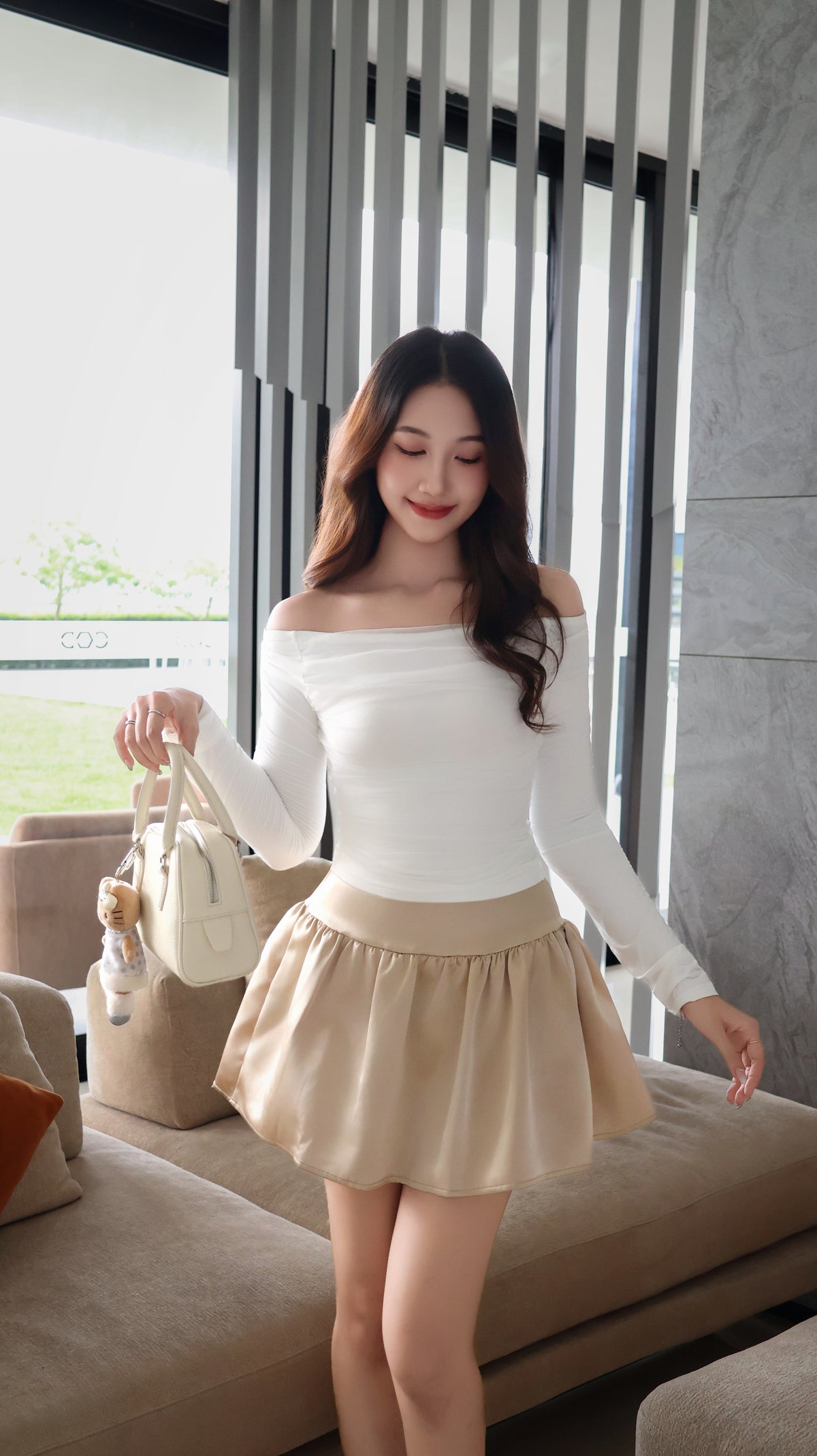 VEIL OFF SHOULDER TOP