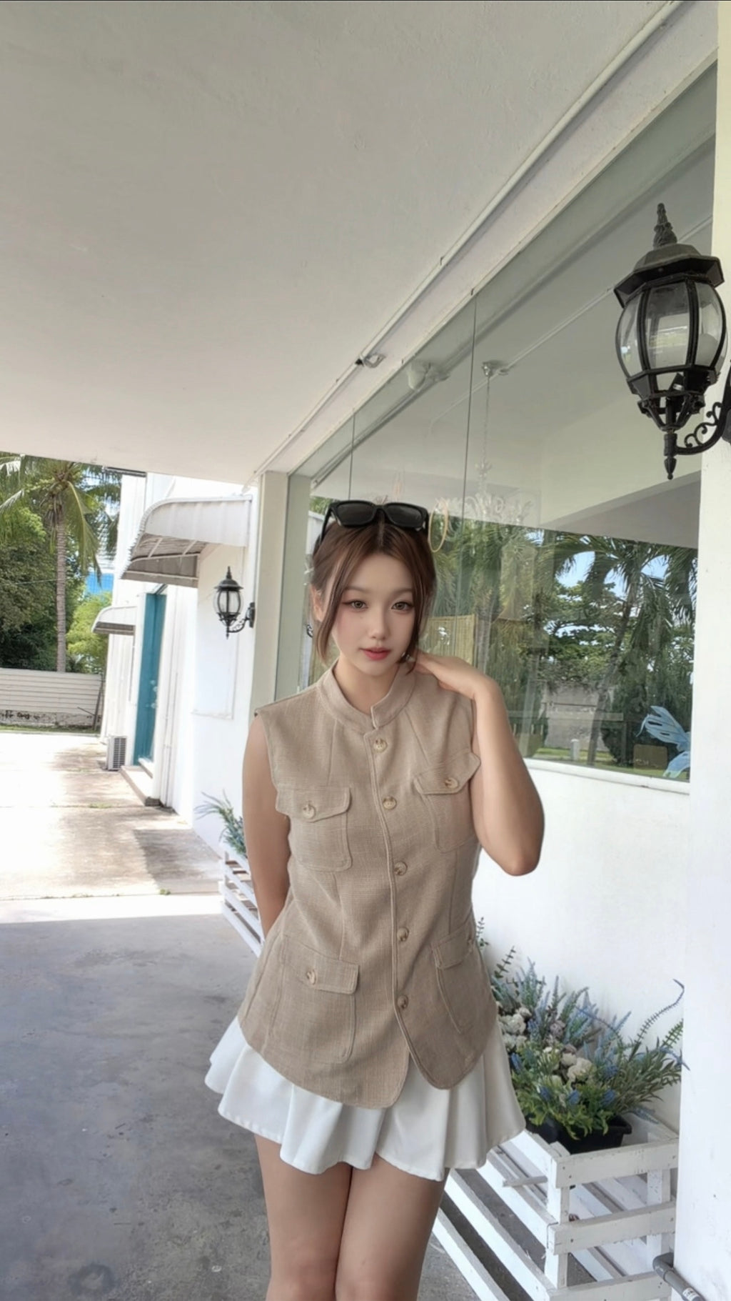 TEXTURED UTILITY VEST