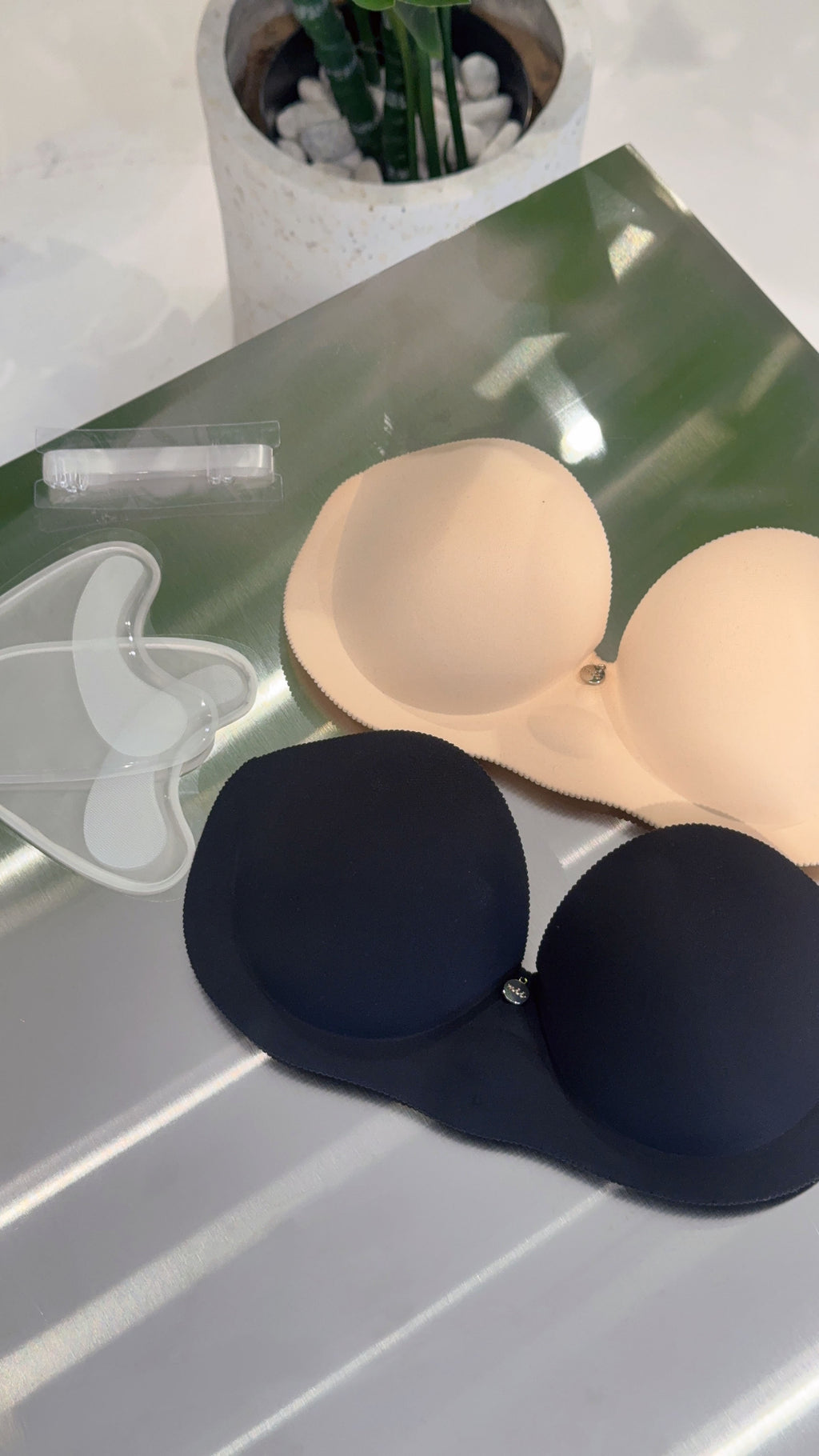 INVISIBLE PUSH UP BRA