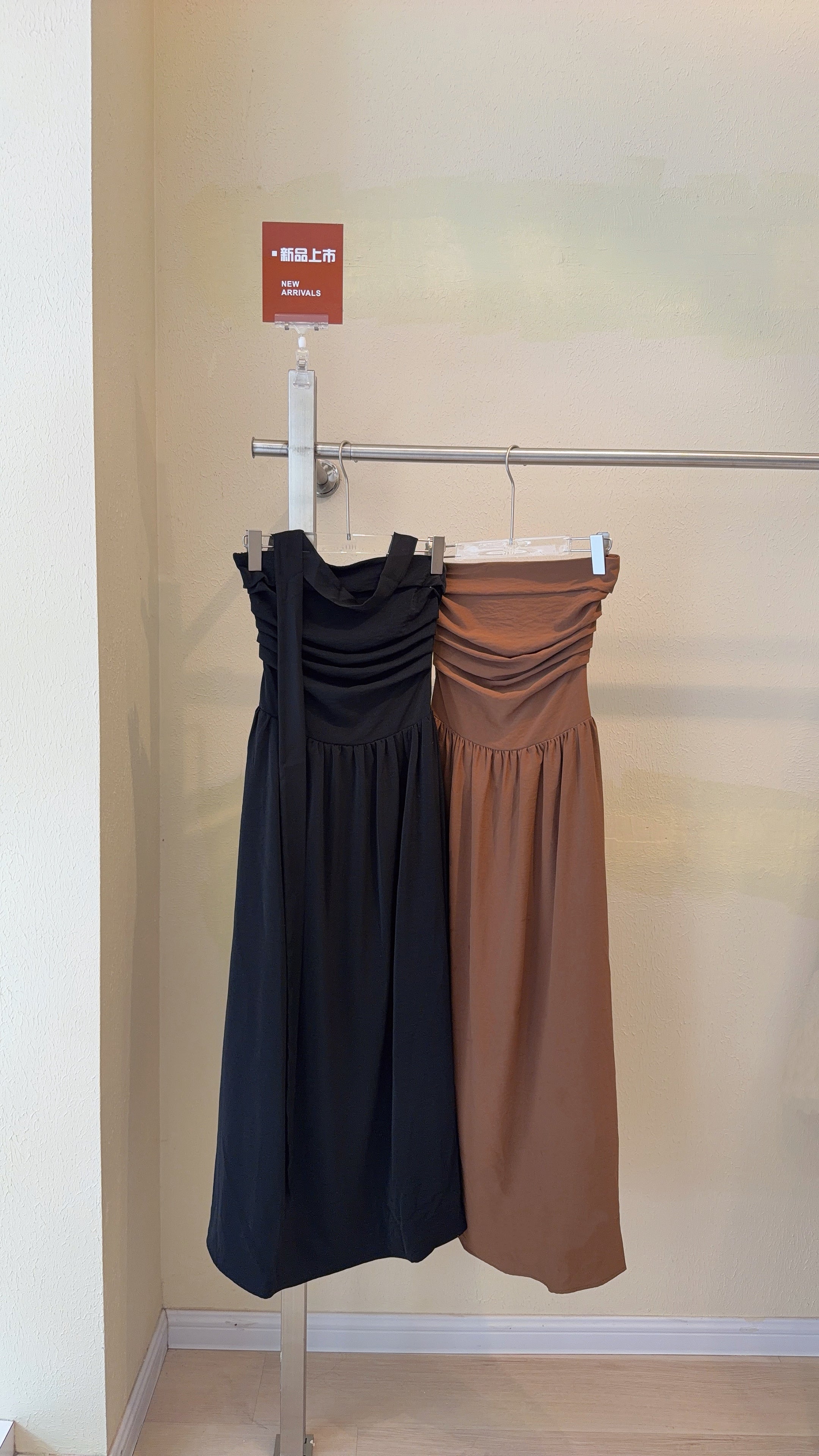 STRAPLESS MAXI DRESS