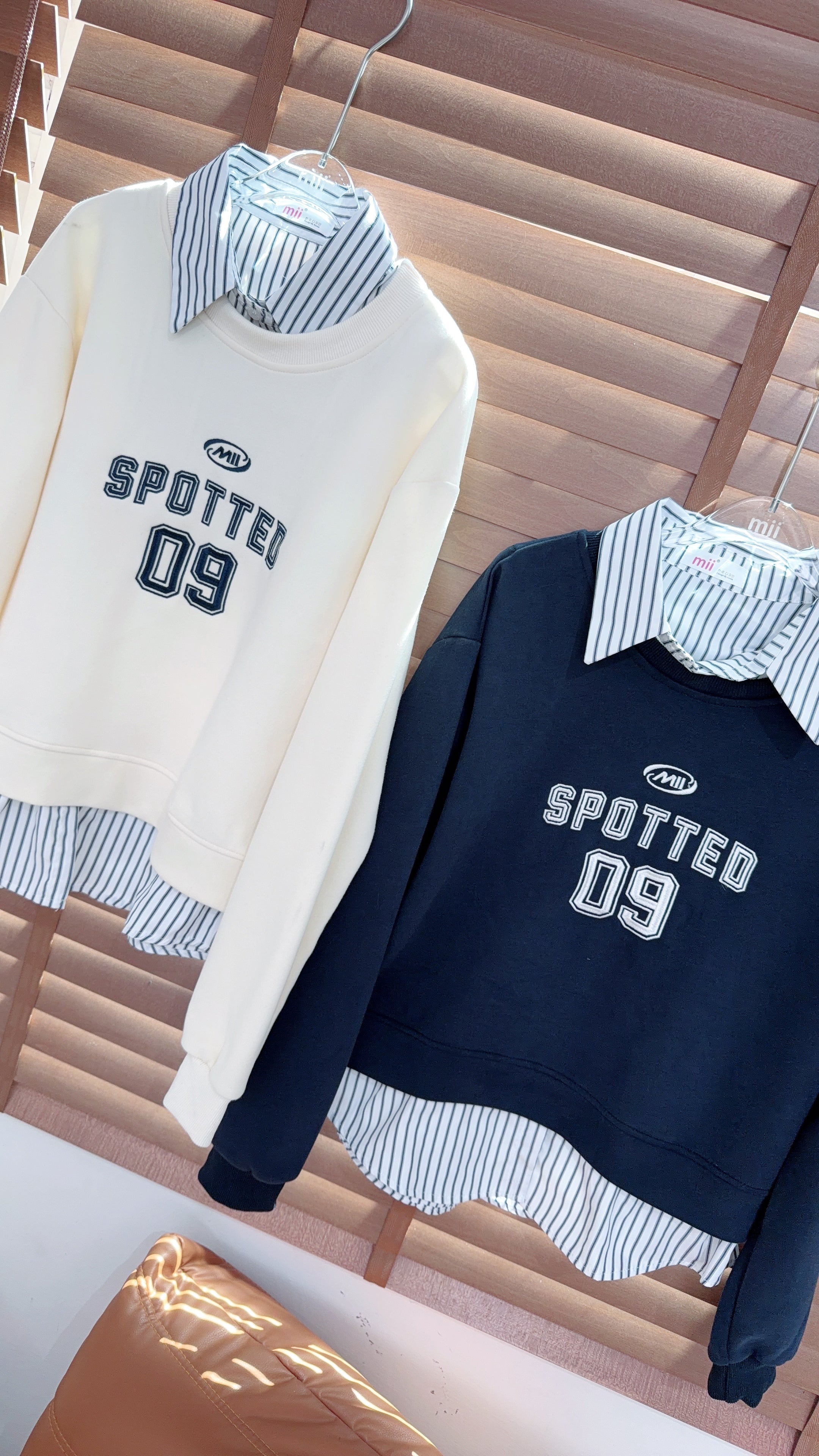COLLAR SWEATER TOP