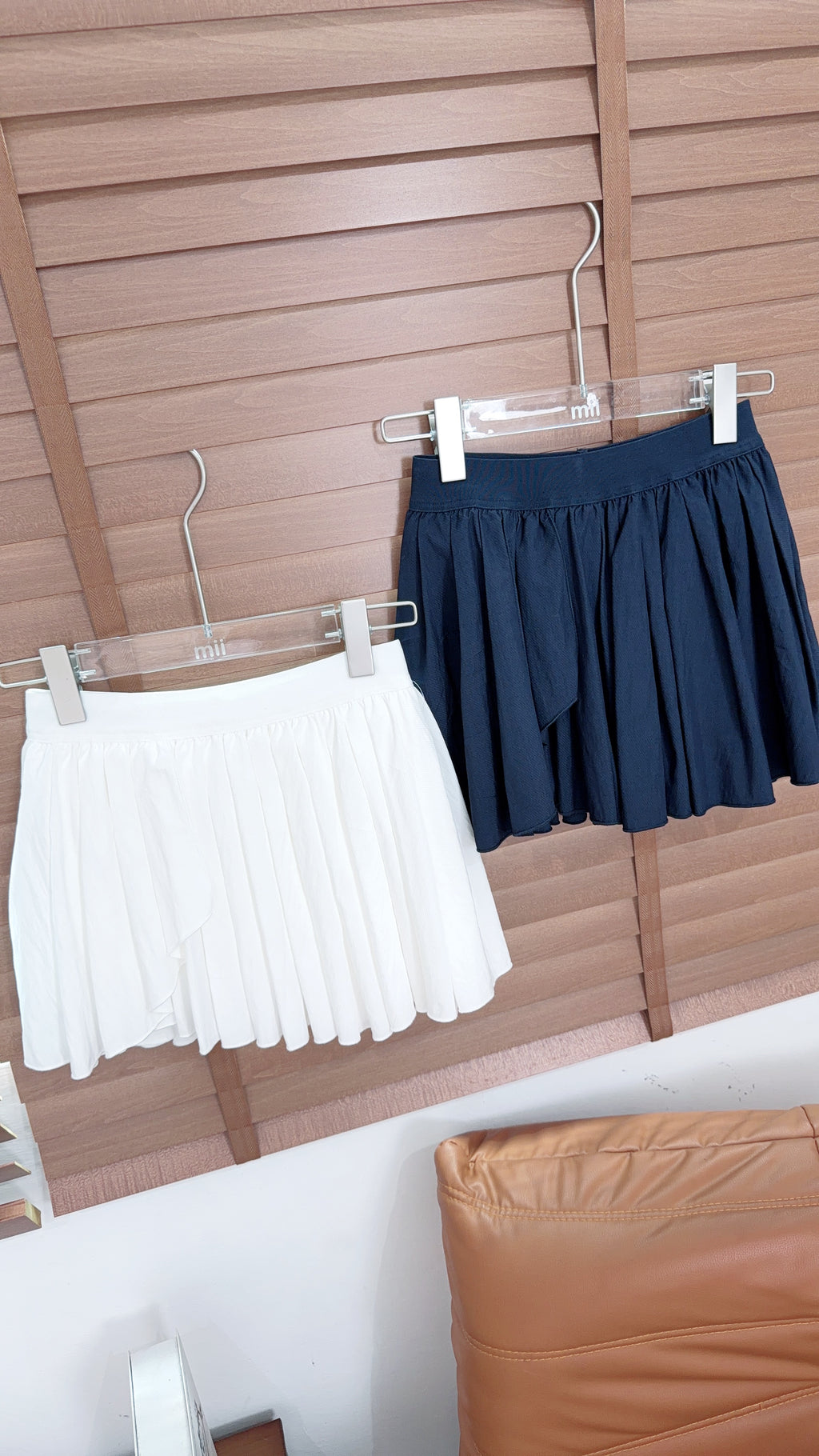 ACTIVE PLEATED MINI