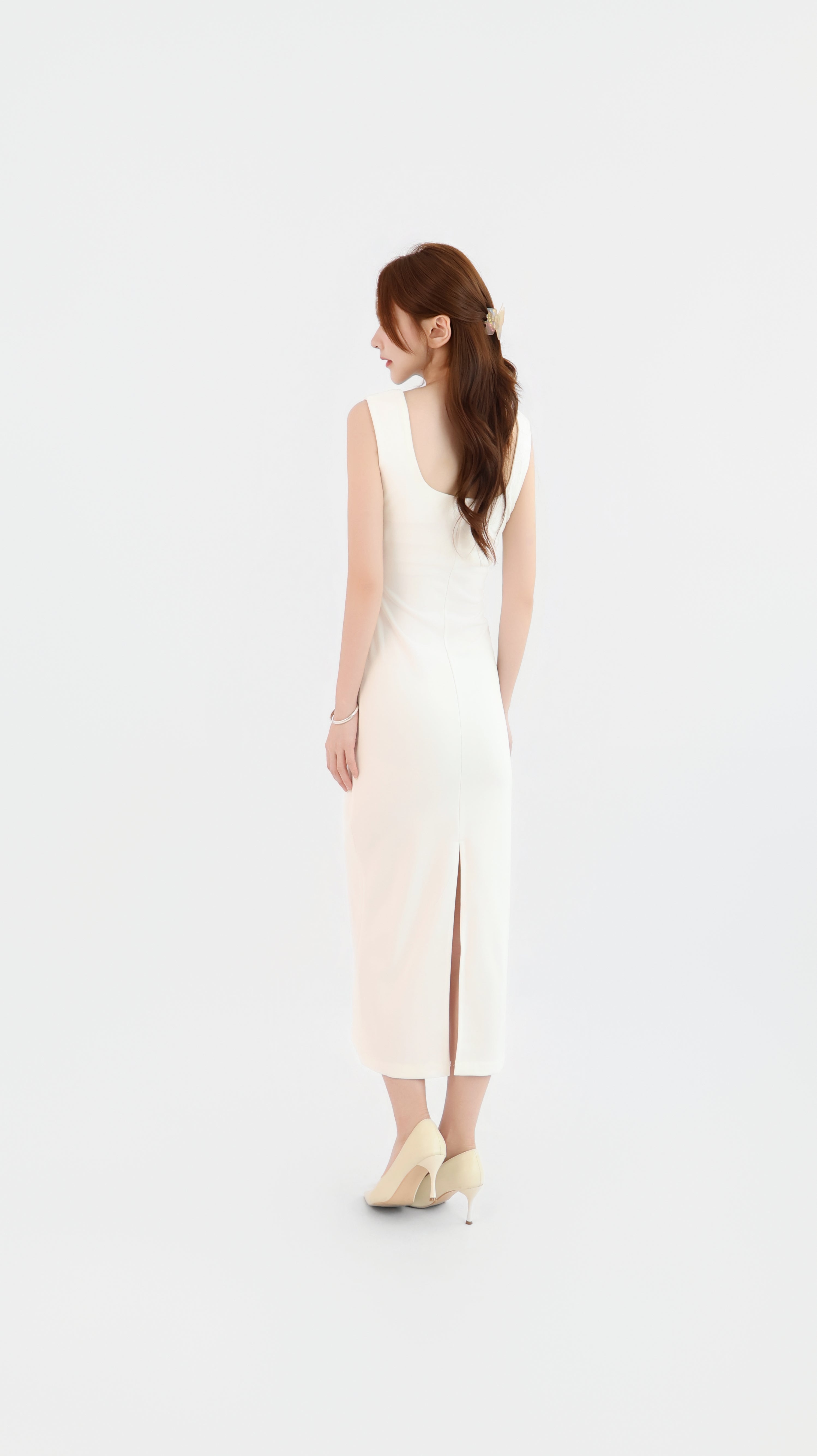 SOFT AURA MAXI DRESS