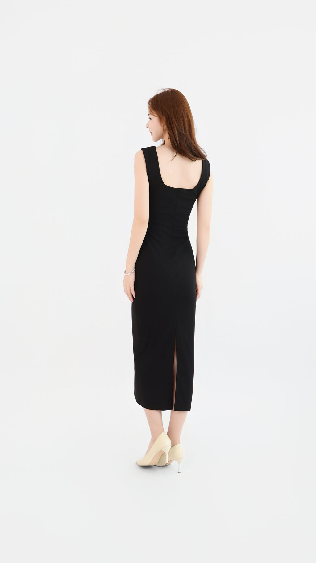 SOFT AURA MAXI DRESS