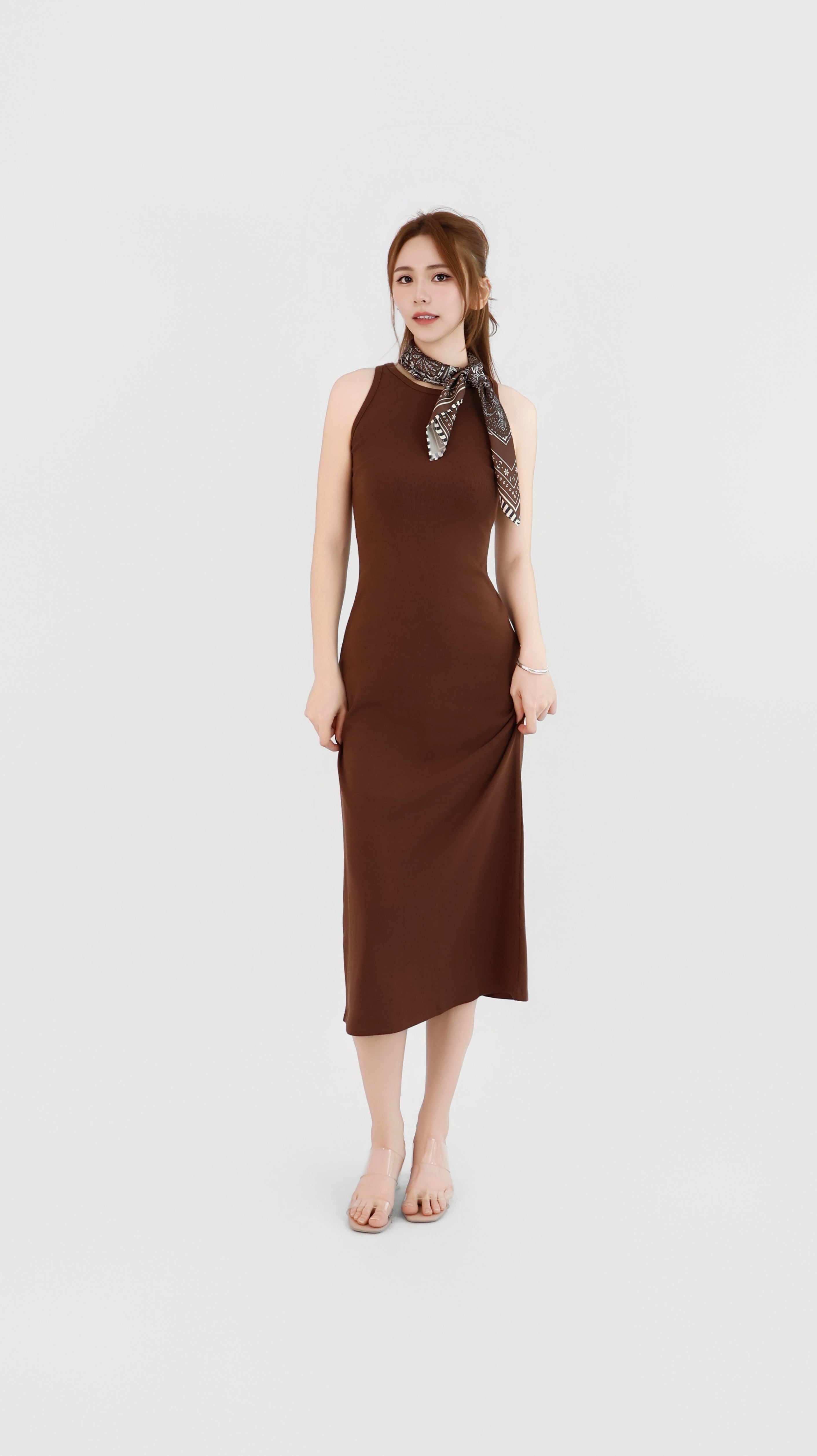 ESSENTIAL TANK MIDI