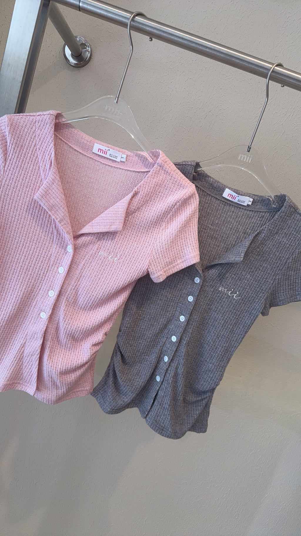 WAFFLE BUTTON TOP