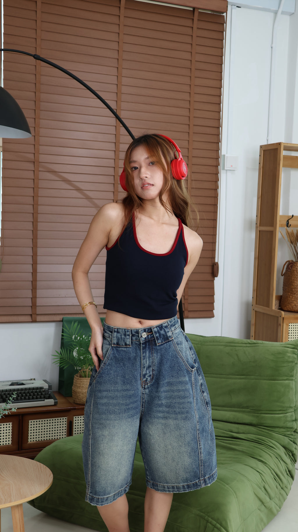 URBAN FADE DENIM SHORT