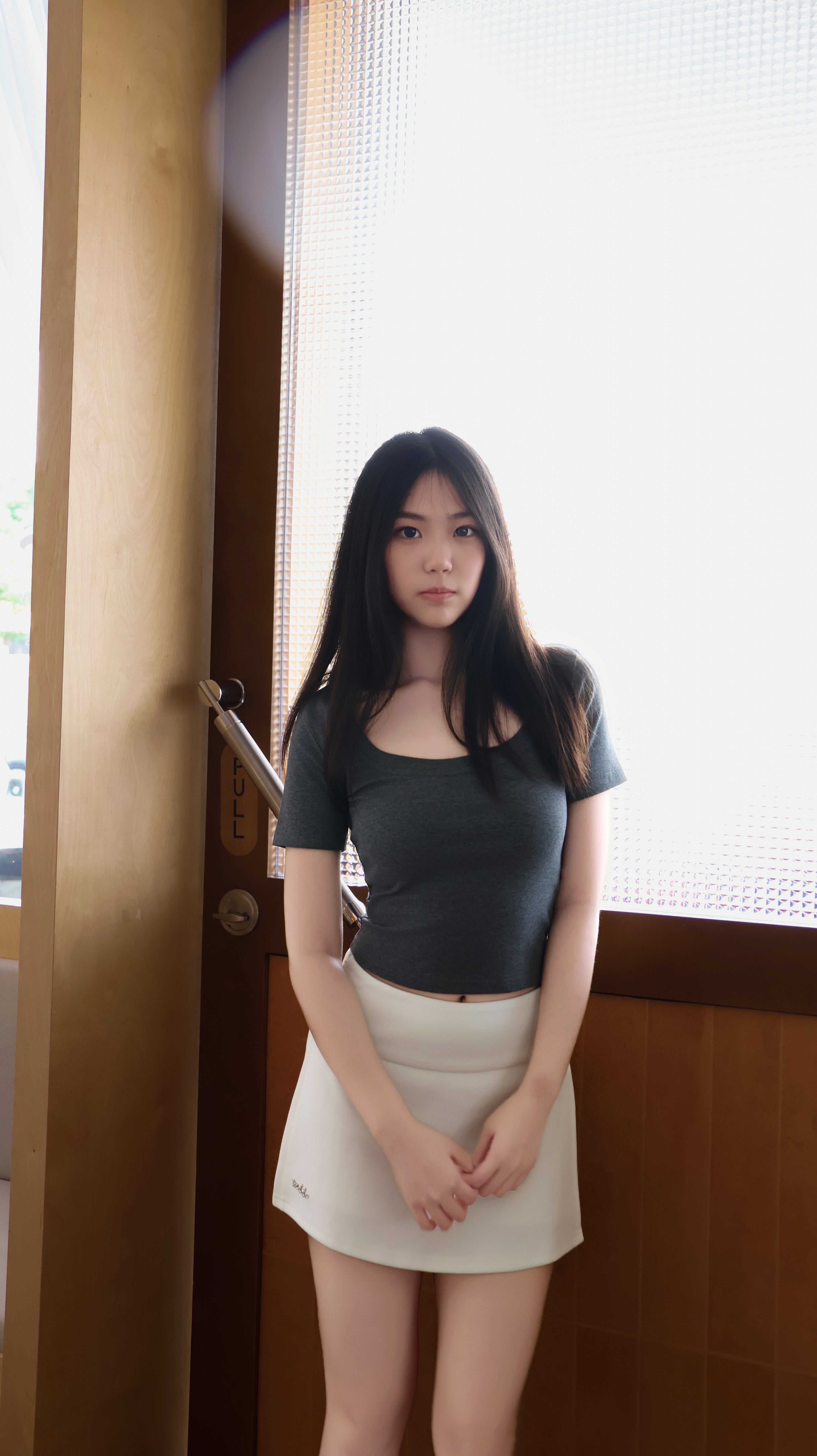 CONTOUR FIT SCOOP TEE