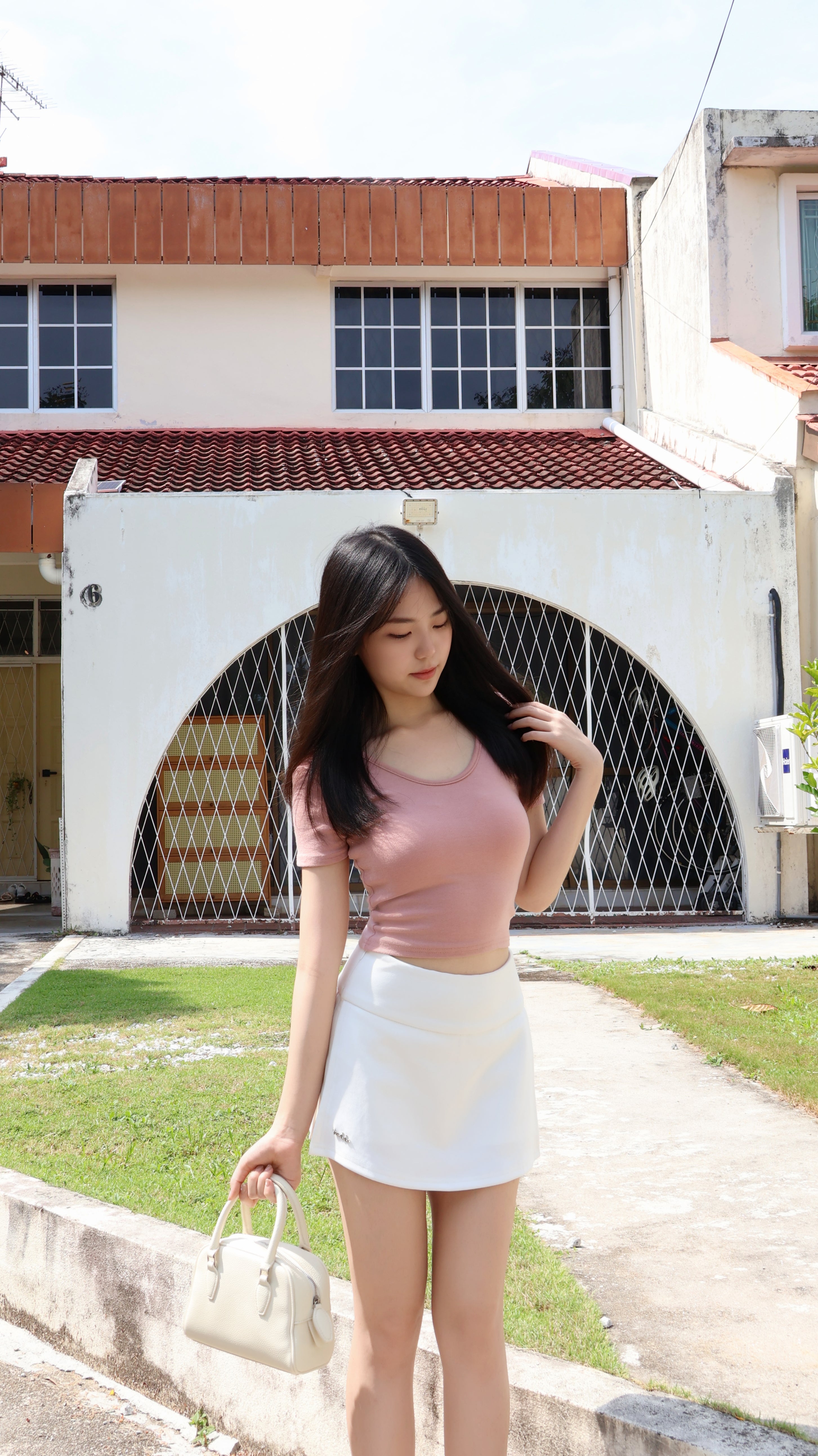 U NECK CROP TEE