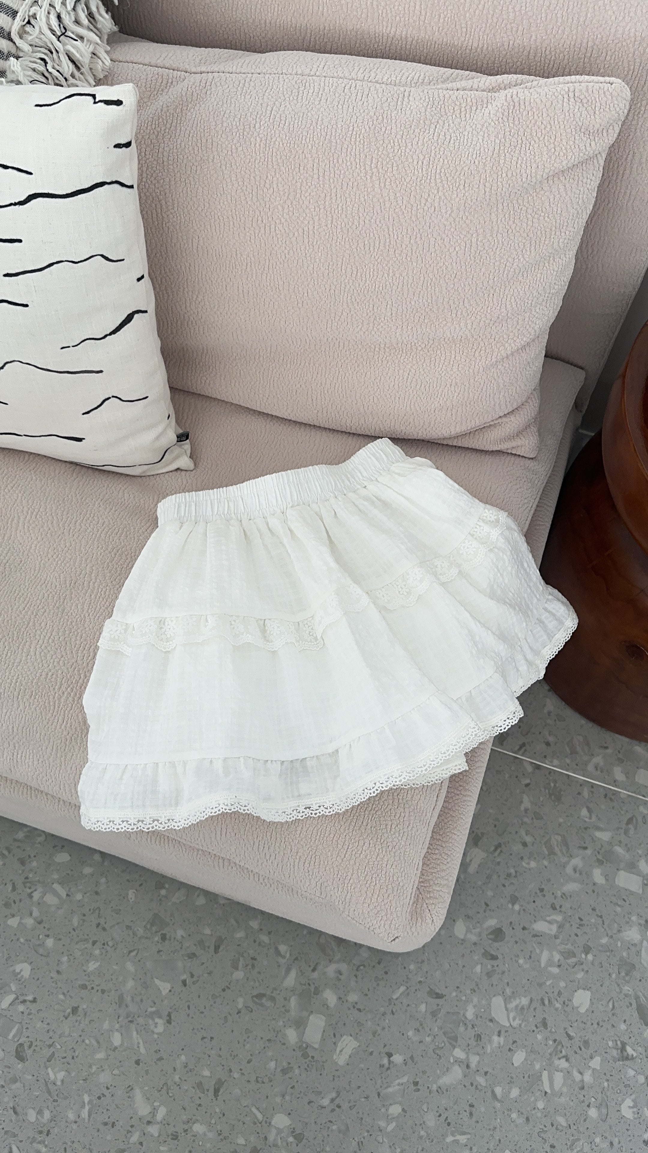 CARAMEL RUFFLE SKIRT