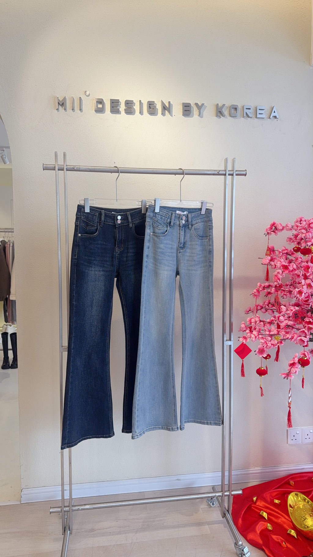 DENIM FLARE JEAN