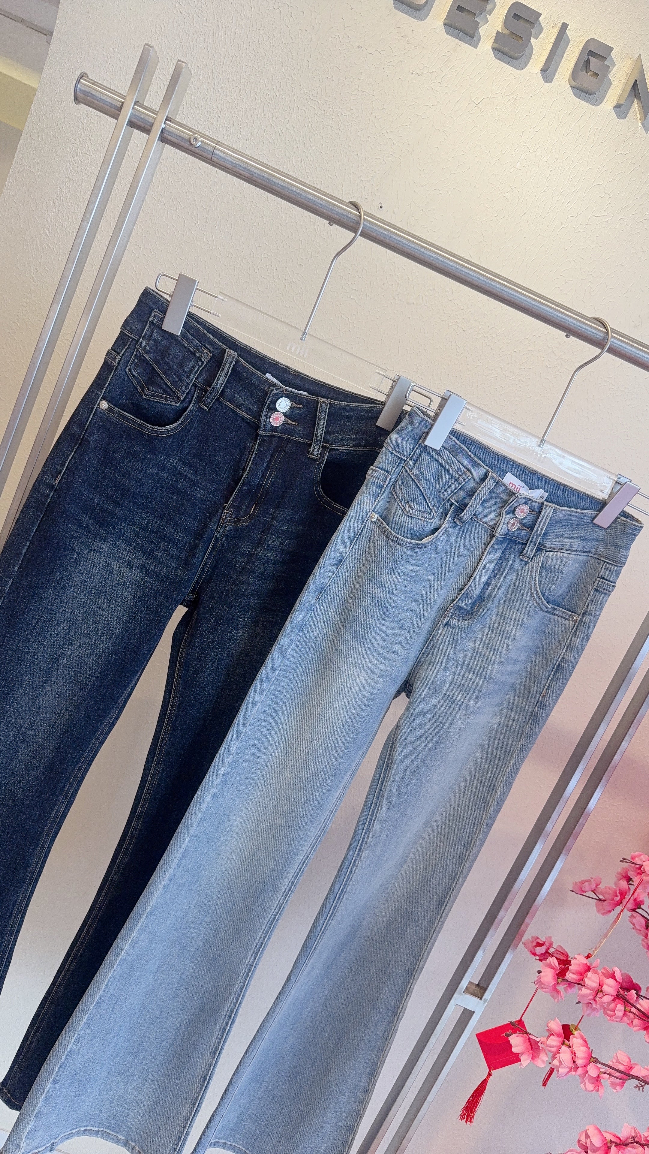 DENIM FLARE JEAN