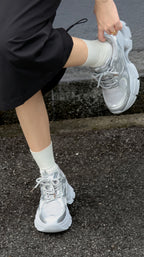SNEAKER