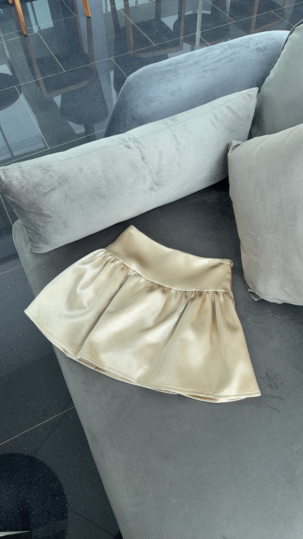 SATIN FLORE SKIRT