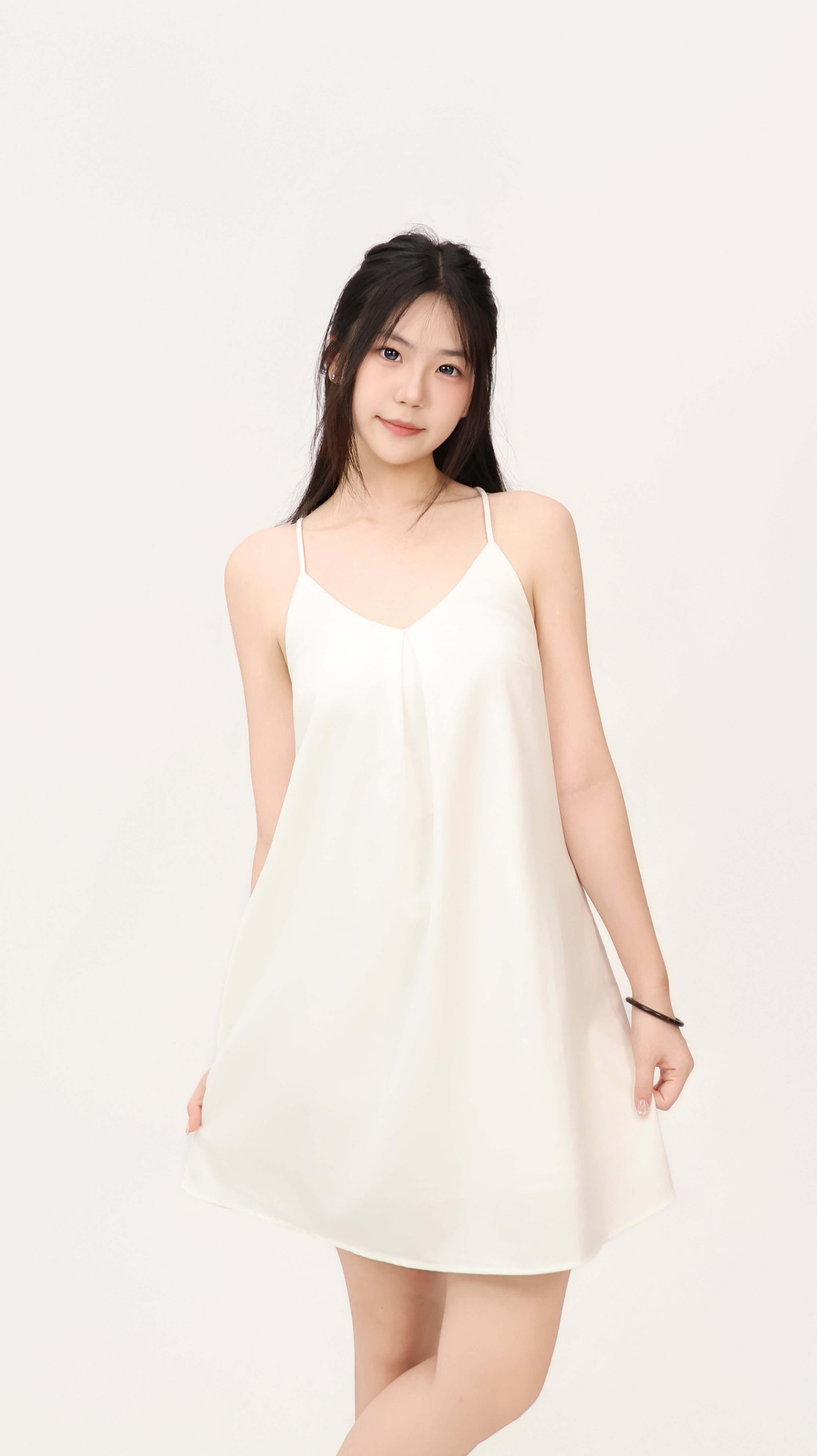 CLEAN FIT SLIP DRESS