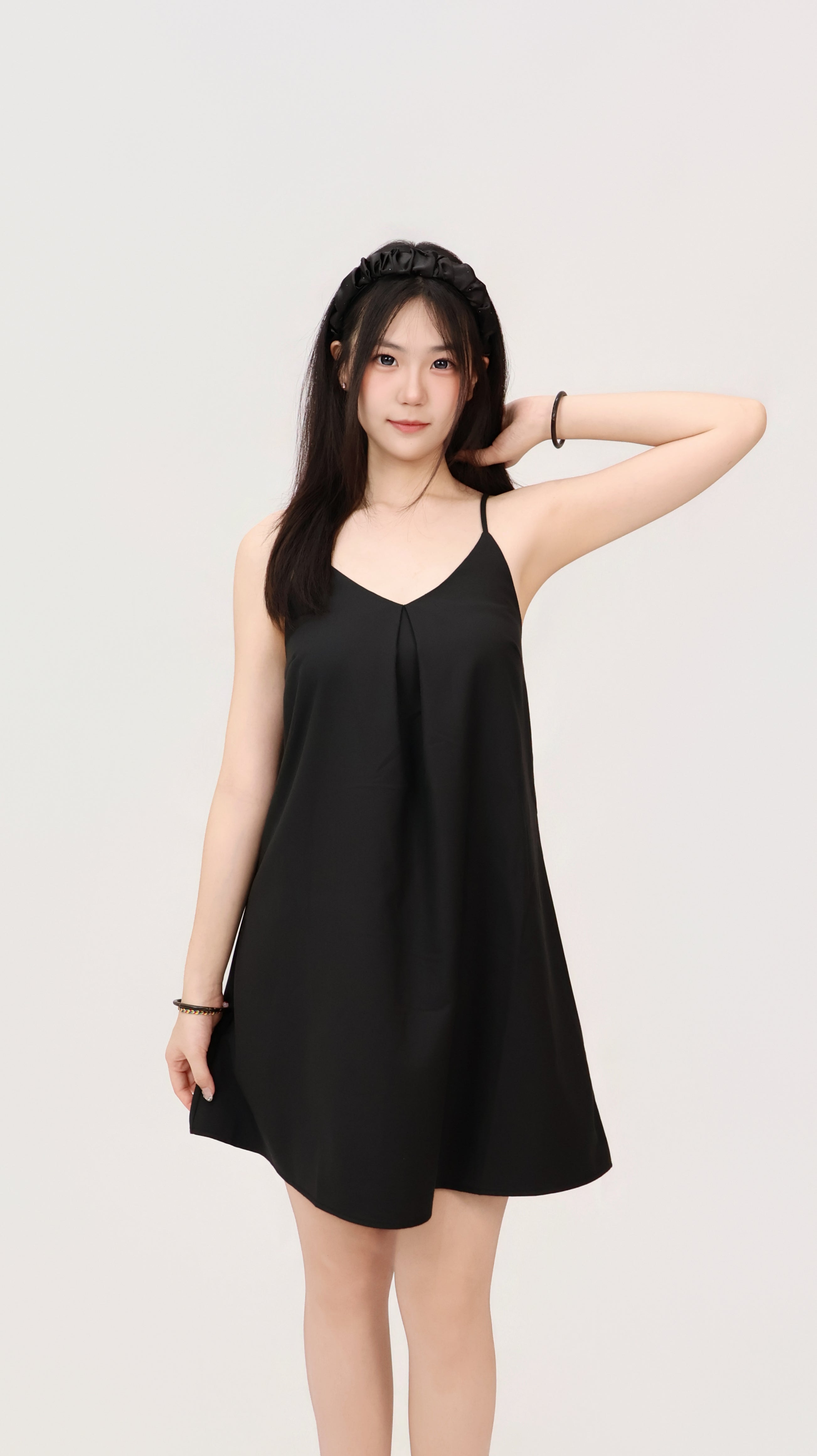 CLEAN FIT SLIP DRESS