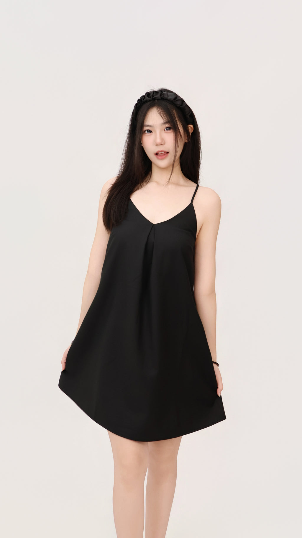 CLEAN FIT SLIP DRESS