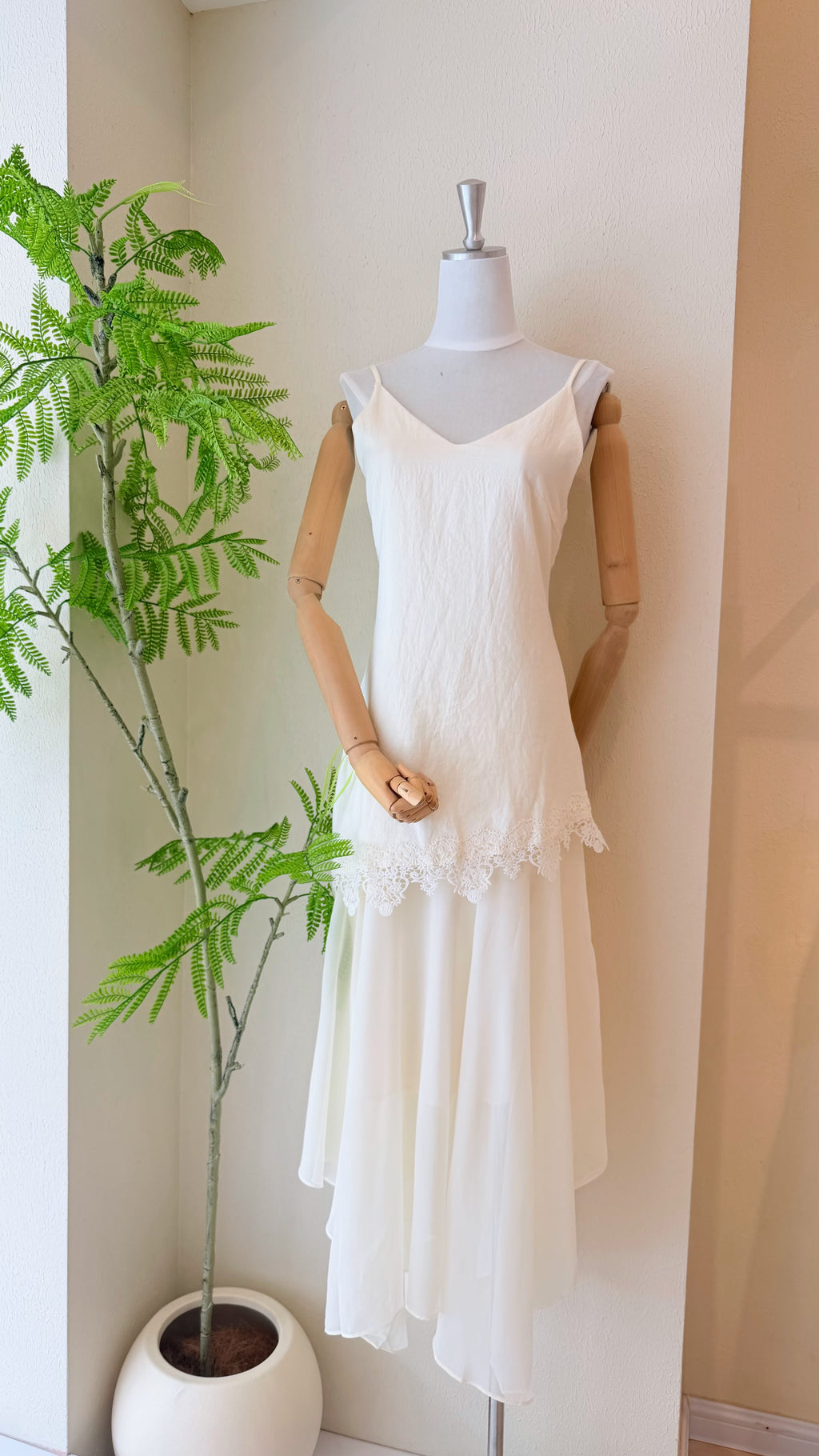 LACE TRIM SLIP DRESS