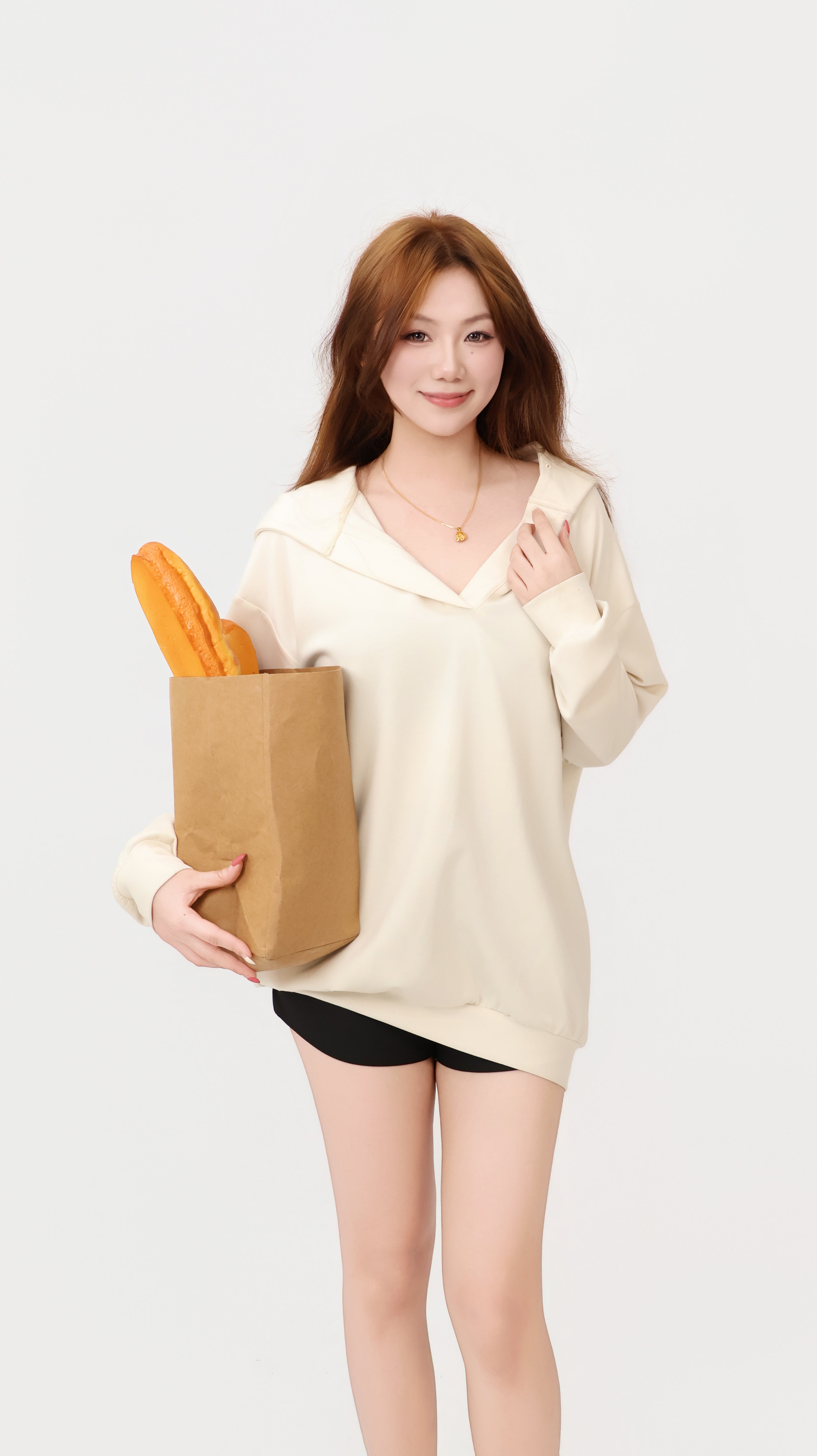 HOODED SWEATER
