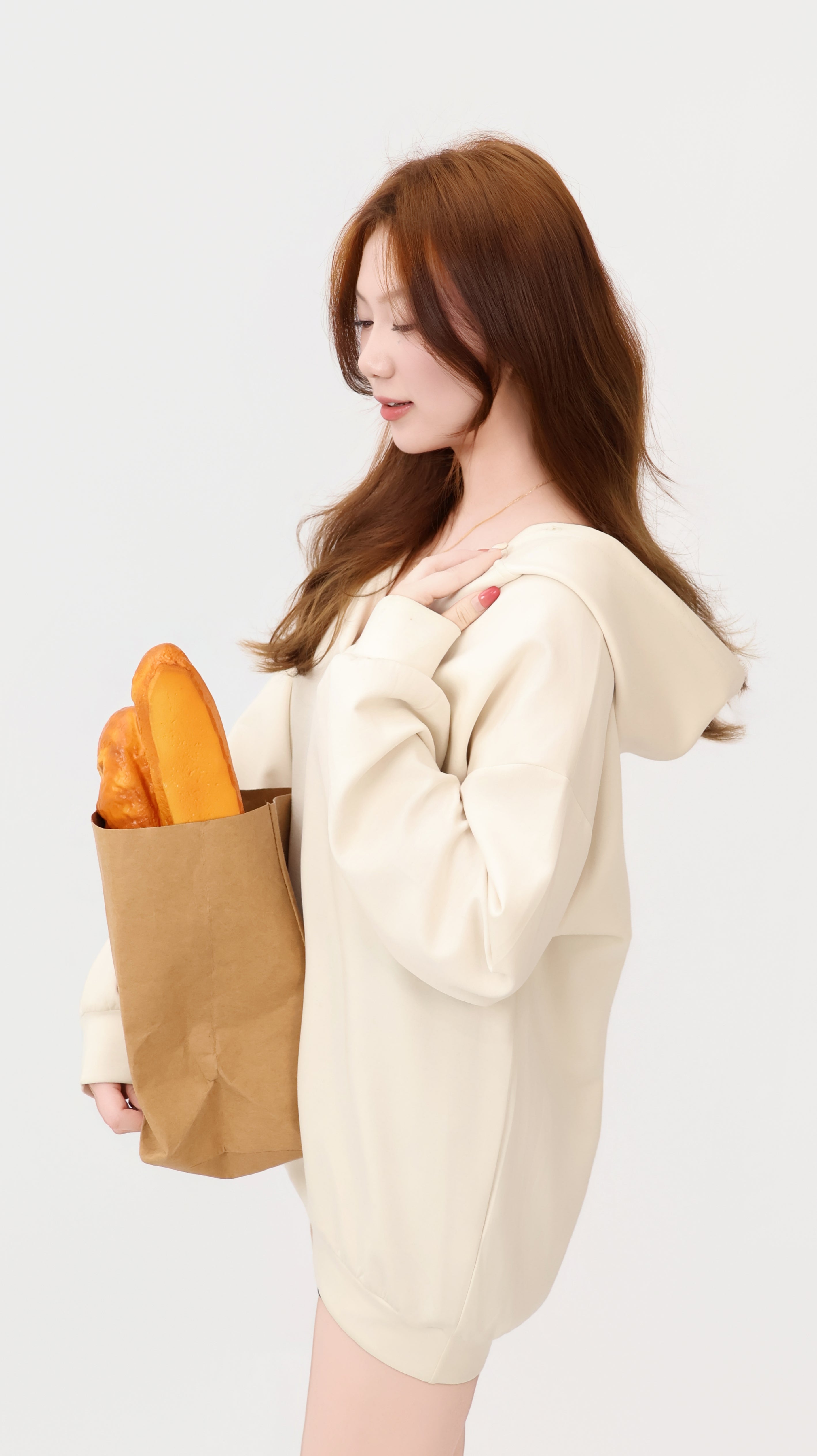 HOODED SWEATER