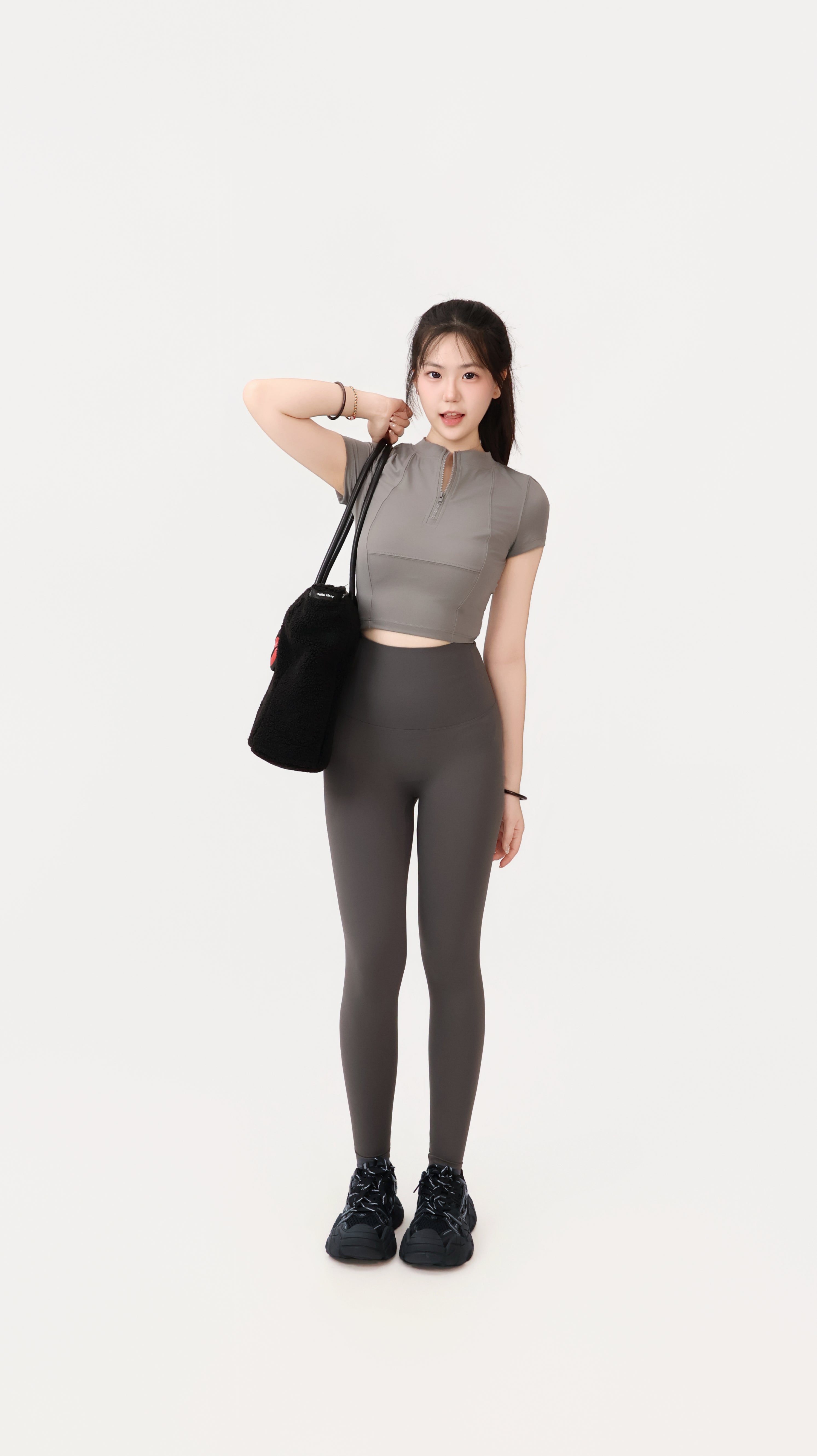 HIGH RISE JOGGER