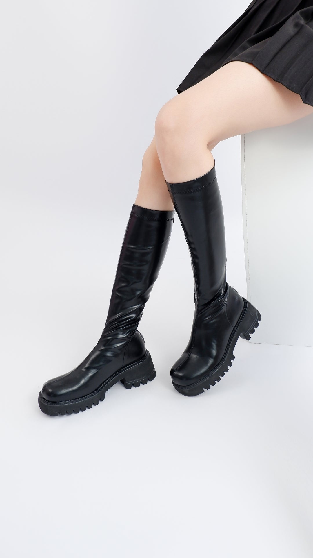 LONG BOOTS